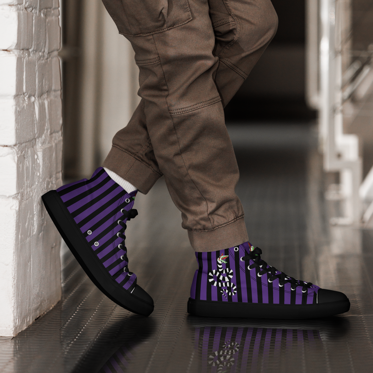 Men’s Strange high top shoes