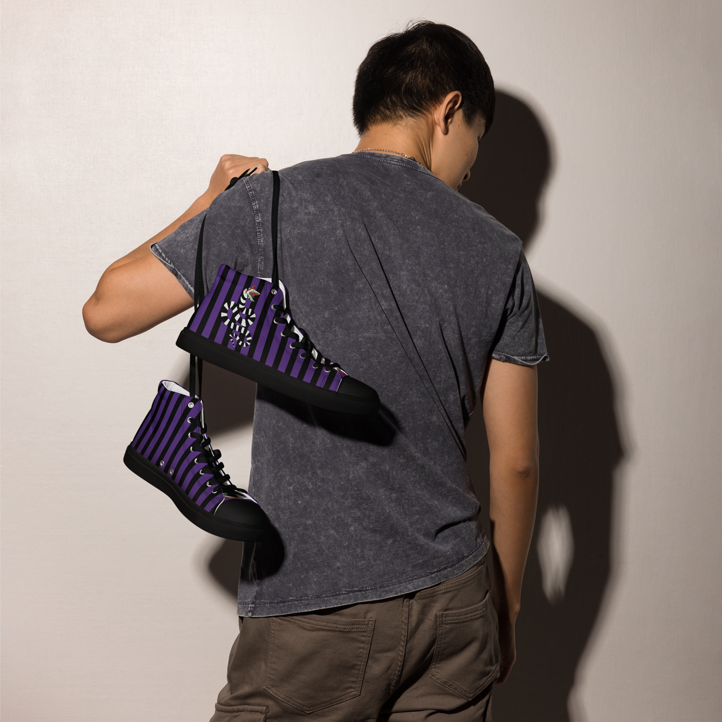 Men’s Strange high top shoes