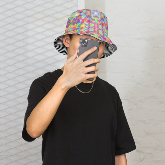 Trippy Reversible bucket hat